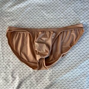 N2N Bodywear Tan Brushed Pouch Briefs Size Large NWT